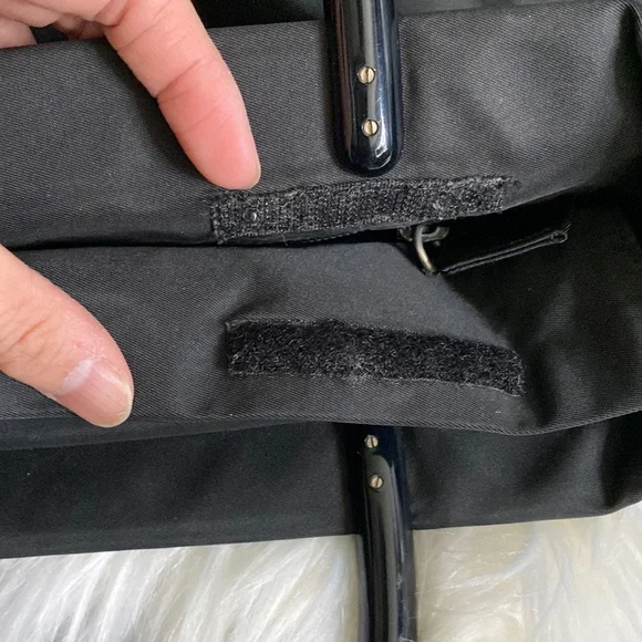 Prada - Picture 4 of 11